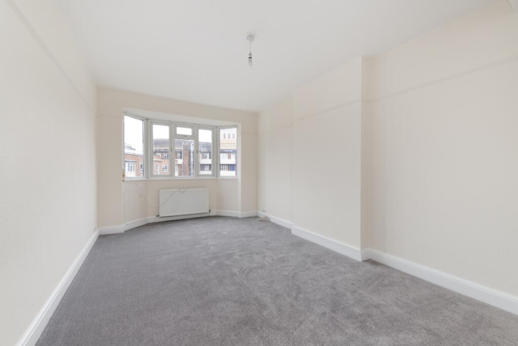 1 bed 1st Floor Flat for rent in London. From Cluttons - Islington - Lettings