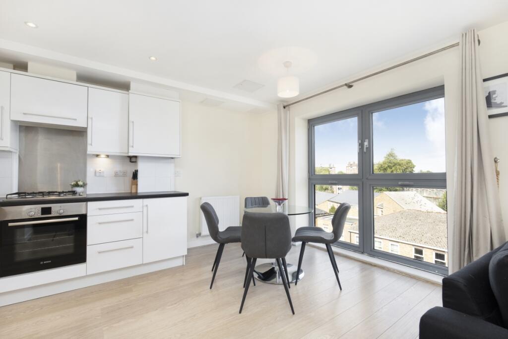 1 bed 1st Floor Flat for rent in Islington. From Cluttons - Islington - Lettings