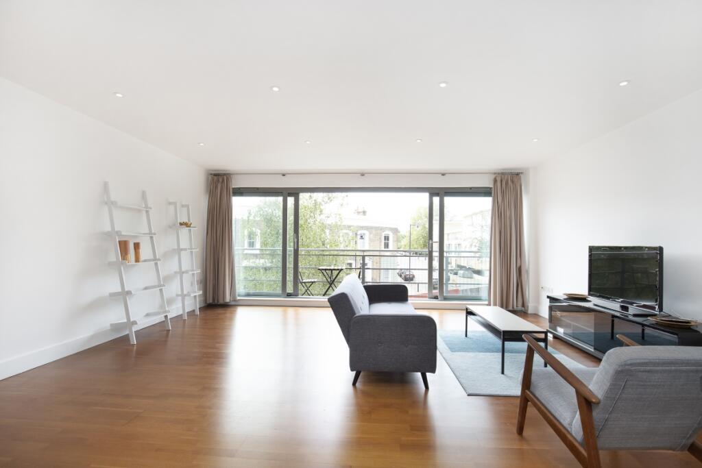 2 bed 1st Floor Flat for rent in London. From Cluttons - Islington - Lettings 2 bed 1st Floor Flat for rent in London. From Cluttons - Islington - Lettings