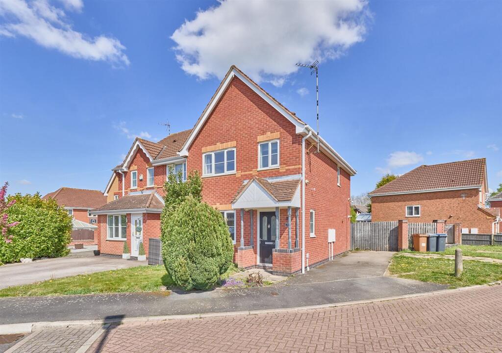 3 bed Semi Detached for rent in Hinckley. From Scrivins & Co Estate Agents & Letting Agents - Hinckley