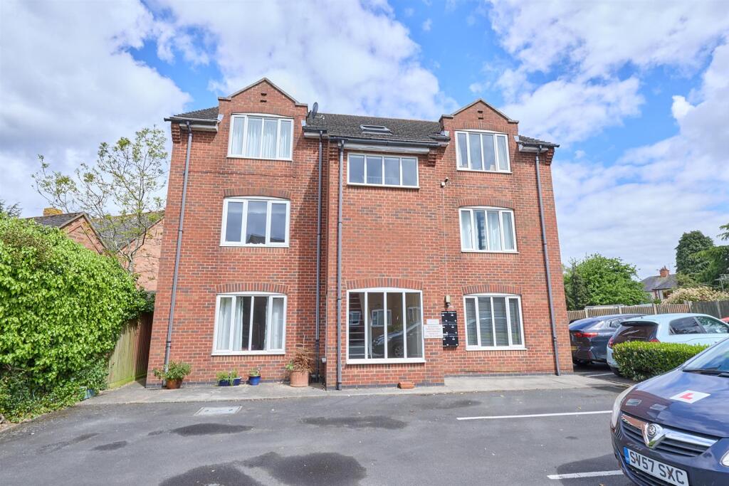 1 bed Detached for rent in Hinckley. From Scrivins & Co Estate Agents & Letting Agents - Hinckley 1 bed Detached for rent in Hinckley. From Scrivins & Co Estate Agents & Letting Agents - Hinckley