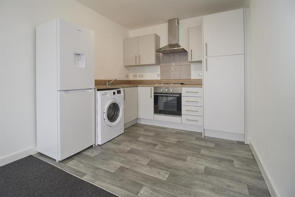 2 bed Apartment for rent in Barwell. From Scrivins & Co Estate Agents & Letting Agents - Hinckley