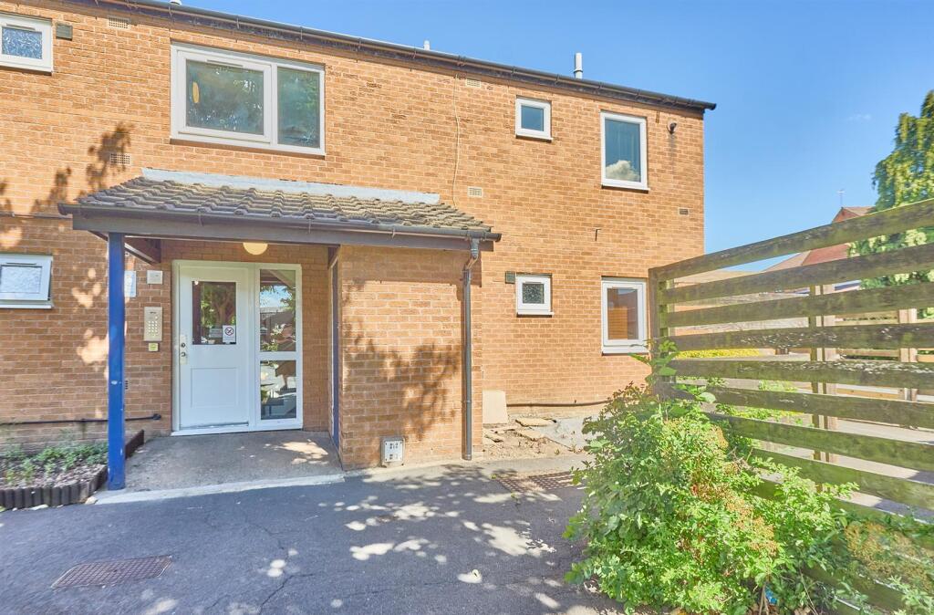 1 bed Detached for rent in Hinckley. From Scrivins & Co Estate Agents & Letting Agents - Hinckley