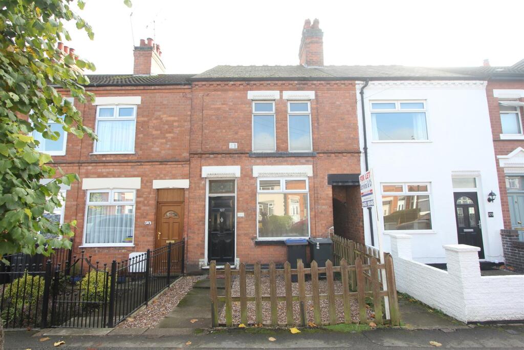2 bed Mid Terraced House for rent in Hinckley. From Scrivins & Co Estate Agents & Letting Agents - Hinckley