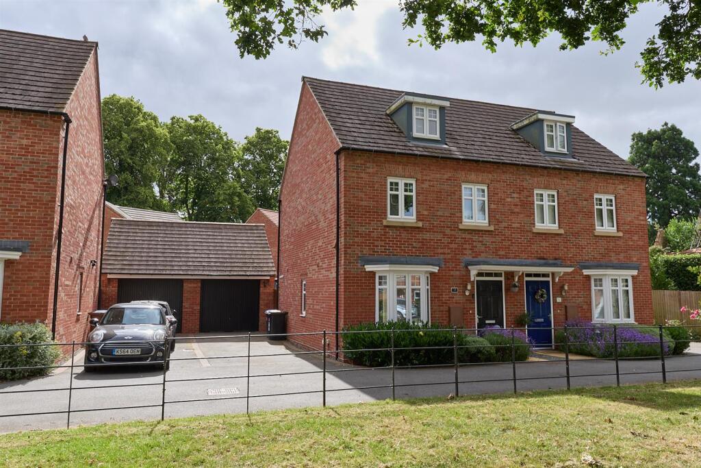 3 bed Semi Detached for rent in Hinckley. From Scrivins & Co Estate Agents & Letting Agents - Hinckley