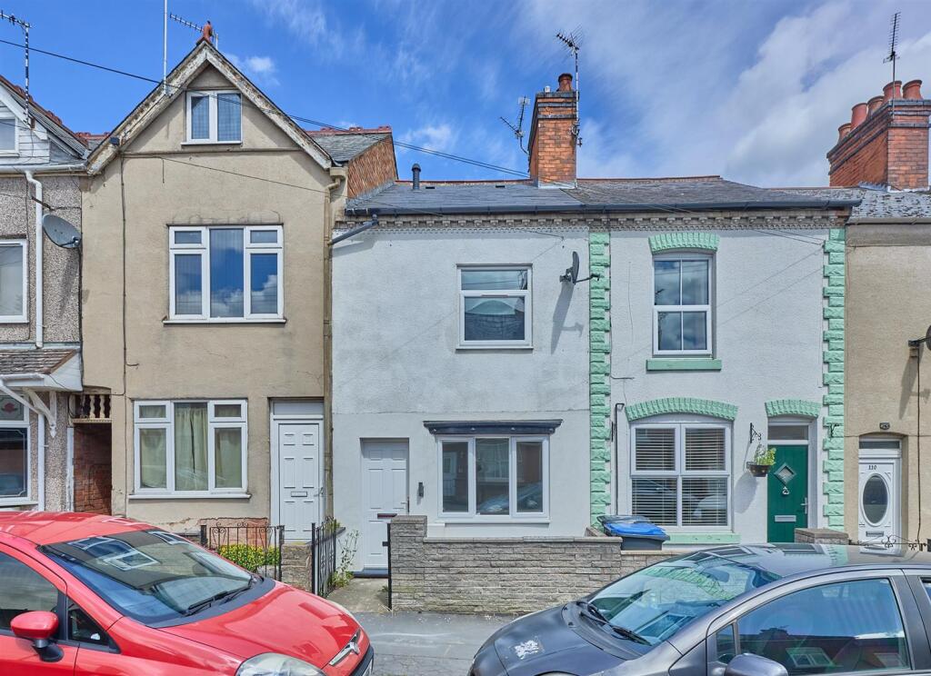2 bed Mid Terraced House for rent in Hinckley. From Scrivins & Co Estate Agents & Letting Agents - Hinckley