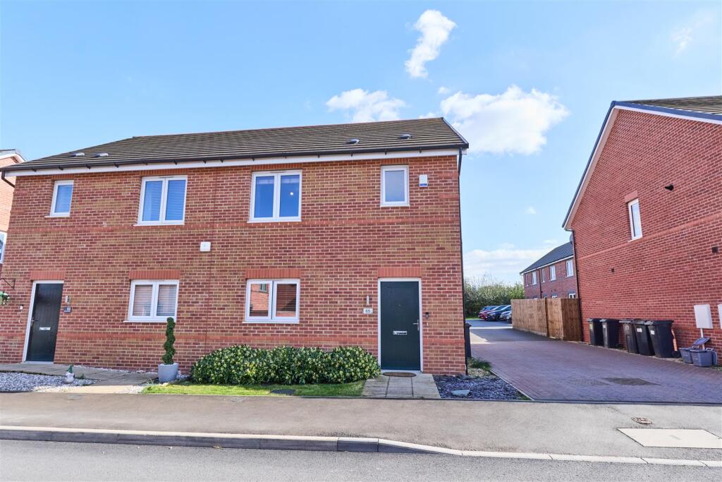 3 bed Semi Detached for rent in Earl Shilton. From Scrivins & Co Estate Agents & Letting Agents - Hinckley 3 bed Semi Detached for rent in Earl Shilton. From Scrivins & Co Estate Agents & Letting Agents - Hinckley