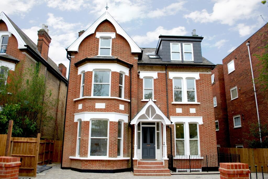1 bed 1st Floor Flat for rent in Beckenham. From Langford Russell - Beckenham
