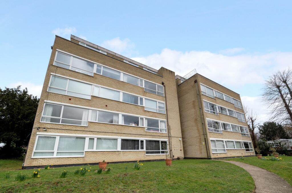 1 bed 1st Floor Flat for rent in Beckenham. From Langford Russell - Beckenham