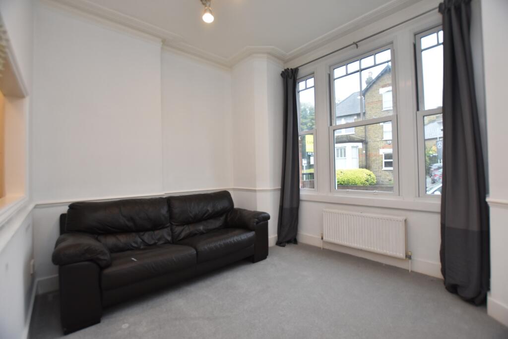 1 bed 1st Floor Flat for rent in Beckenham. From Langford Russell - Beckenham 1 bed 1st Floor Flat for rent in Beckenham. From Langford Russell - Beckenham