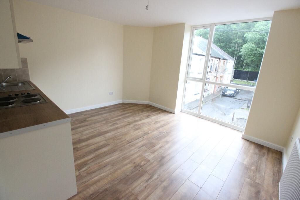 2 bed 1st Floor Flat for rent in Pontypridd. From Belvoir - Cardiff