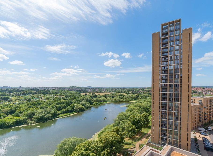 1 bed 1st Floor Flat for rent in London. From S H Properties Hendon