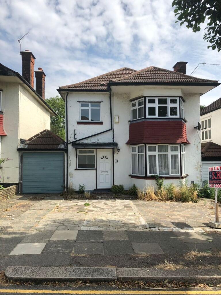 3 bed Detached for rent in Hendon. From S H Properties Hendon