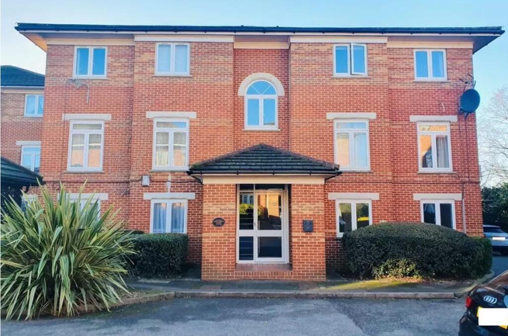 1 bed 1st Floor Flat for rent in Hendon. From S H Properties Hendon