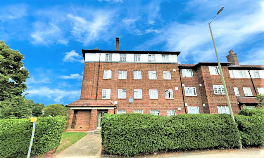 2 bed 1st Floor Flat for rent in London. From S H Properties Hendon