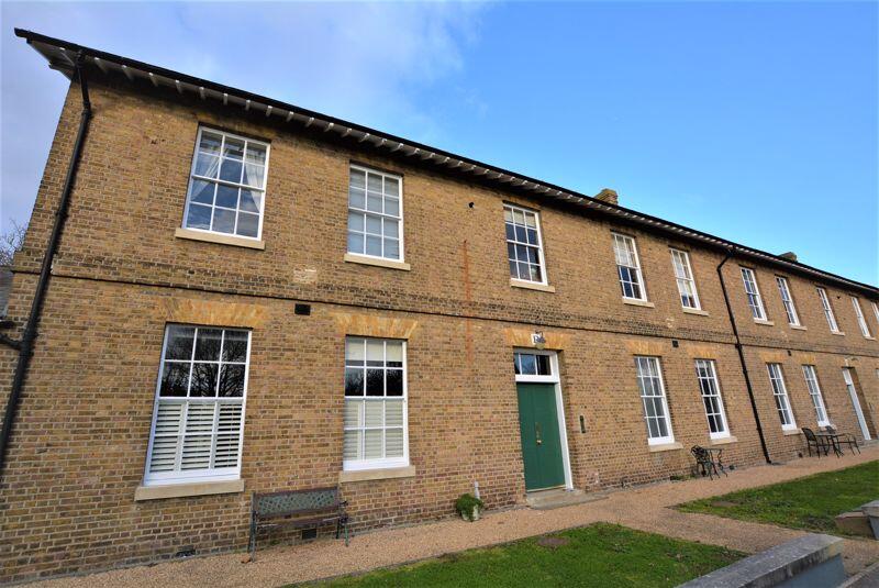 1 bed 1st Floor Flat for rent in Southend-on-Sea. From Belle Vue Property Services - Southend-on-sea