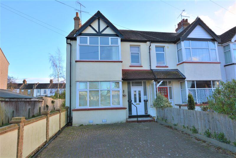 1 bed 1st Floor Flat for rent in Southend-on-Sea. From Belle Vue Property Services - Southend-on-sea