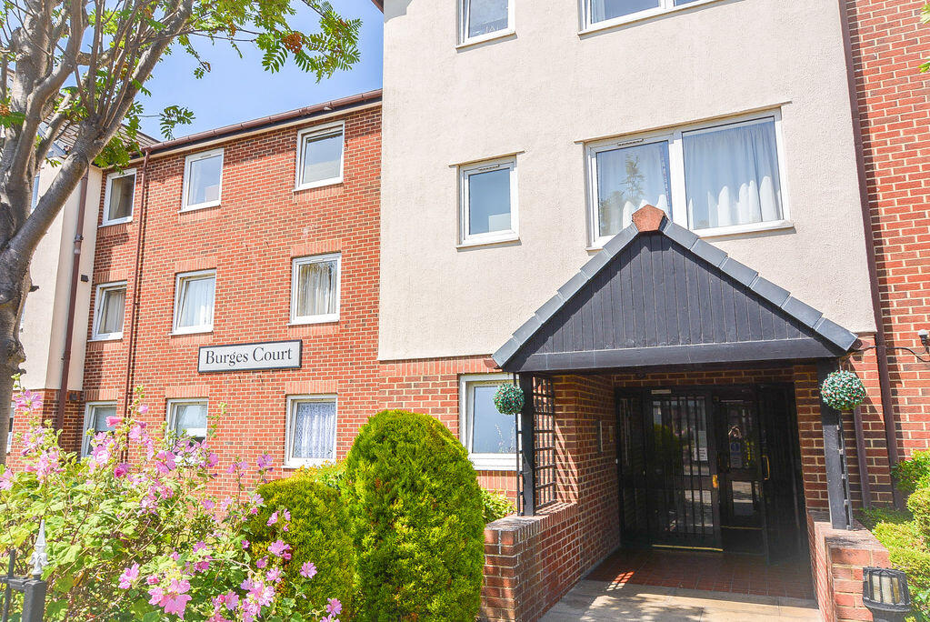 1 bed 1st Floor Flat for rent in Southend-on-Sea. From Belle Vue Property Services - Southend-on-sea