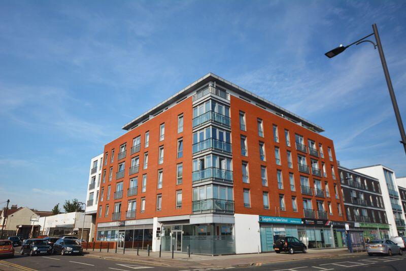 1 bed 1st Floor Flat for rent in Southend-on-Sea. From Belle Vue Property Services - Southend-on-sea