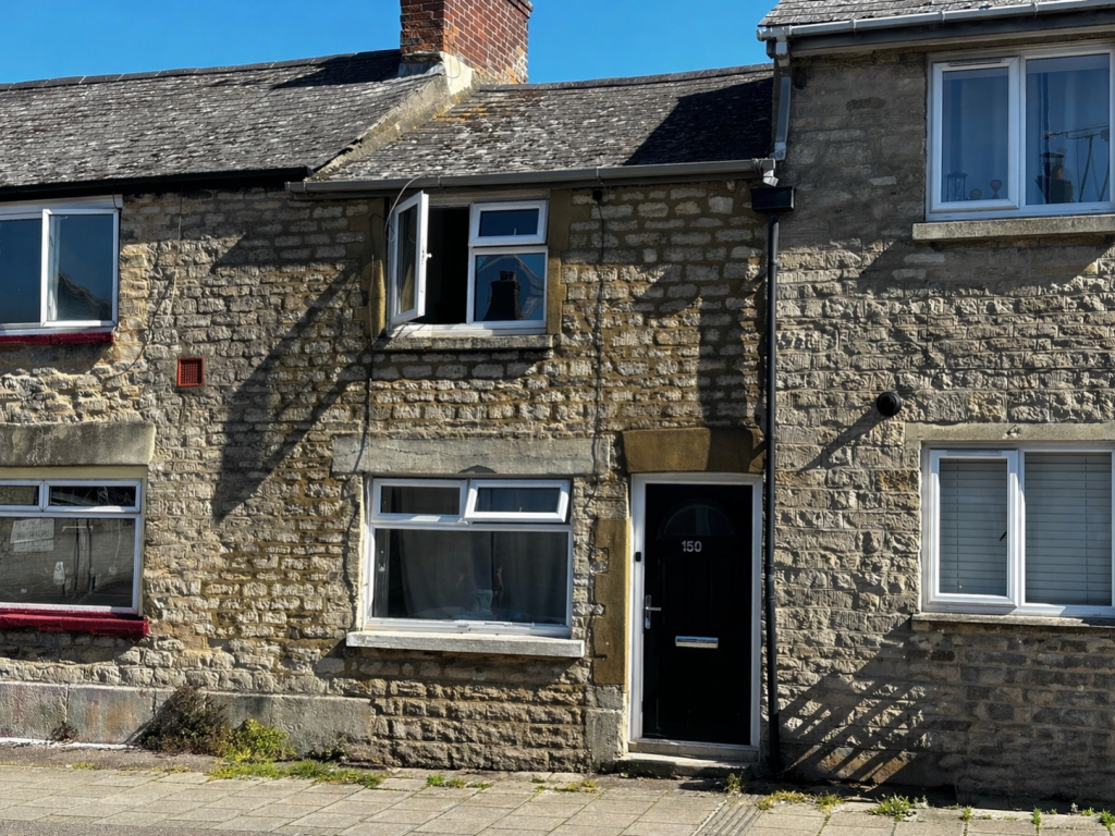 2 bed Cottage for rent in Witney. From David Richings Estate Agents - Carterton