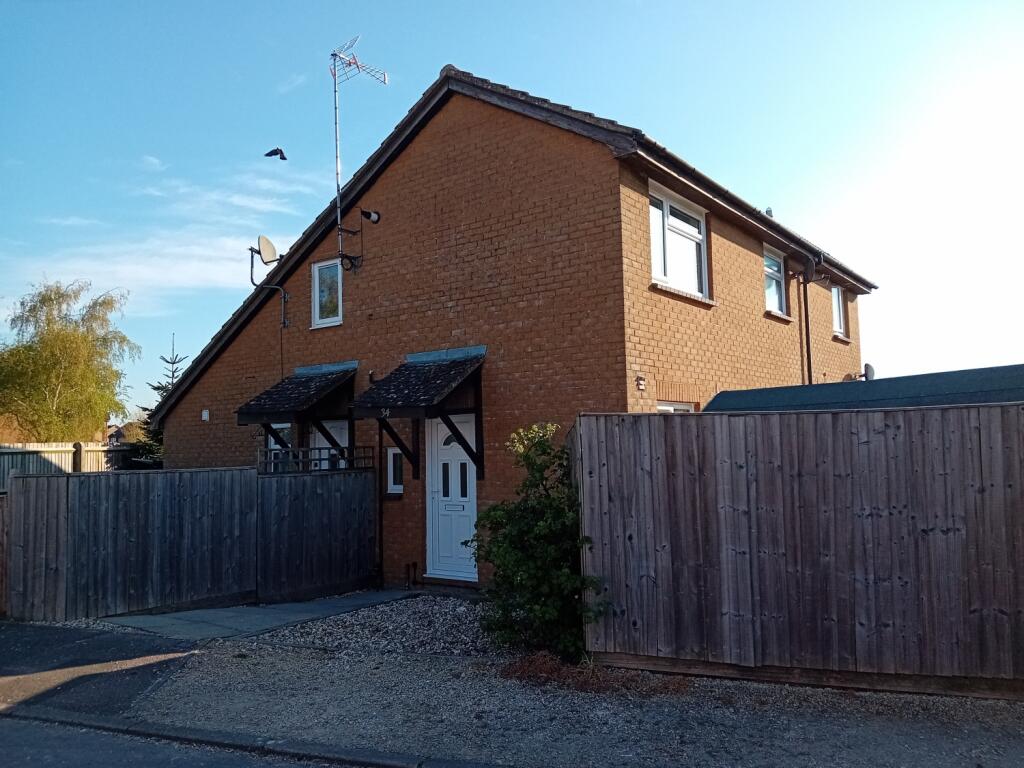 1 bed Semi Detached for rent in Carterton. From David Richings Estate Agents - Carterton