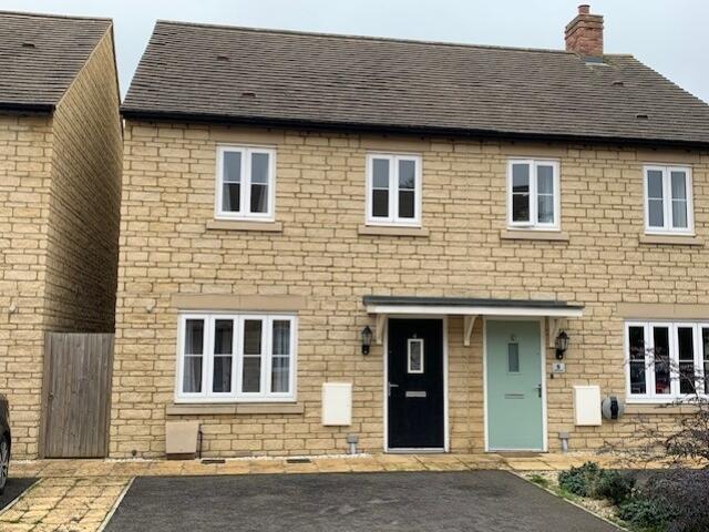 3 bed Mid Terraced House for rent in Shilton. From David Richings Estate Agents - Carterton