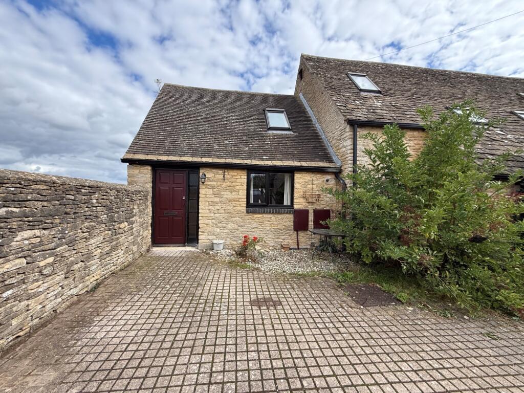 0 bed Studio for rent in Brize Norton. From David Richings Estate Agents - Carterton
