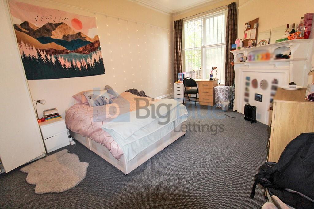 9 bed Mid Terraced House for rent in Leeds. From Big Blue Lettings - Leeds