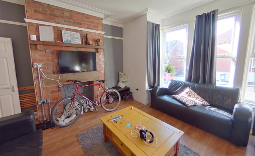 8 bed Mid Terraced House for rent in Leeds. From Big Blue Lettings - Leeds