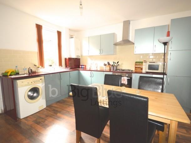 4 bed Mid Terraced House for rent in Leeds. From Big Blue Lettings - Leeds 4 bed Mid Terraced House for rent in Leeds. From Big Blue Lettings - Leeds