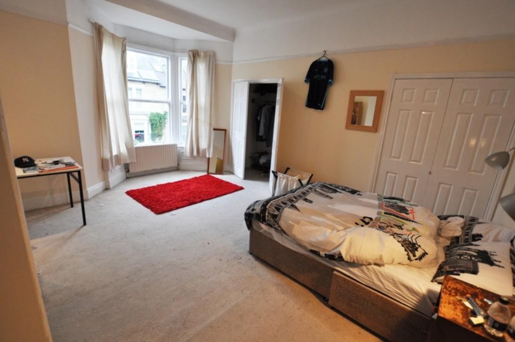 9 bed Mid Terraced House for rent in Leeds. From Big Blue Lettings - Leeds