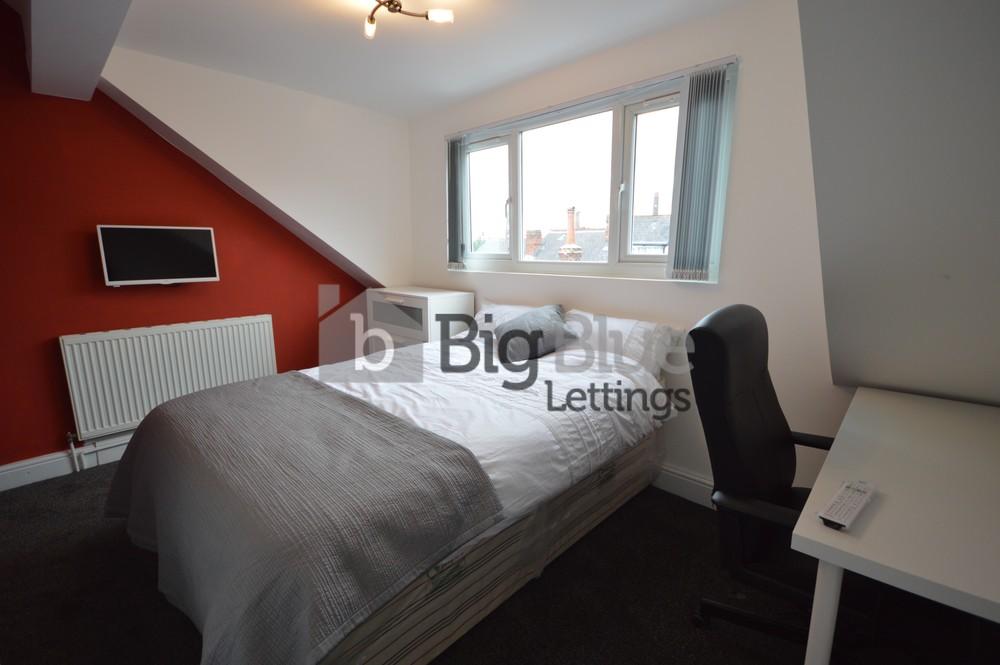 4 bed Mid Terraced House for rent in Leeds. From Big Blue Lettings - Leeds 4 bed Mid Terraced House for rent in Leeds. From Big Blue Lettings - Leeds