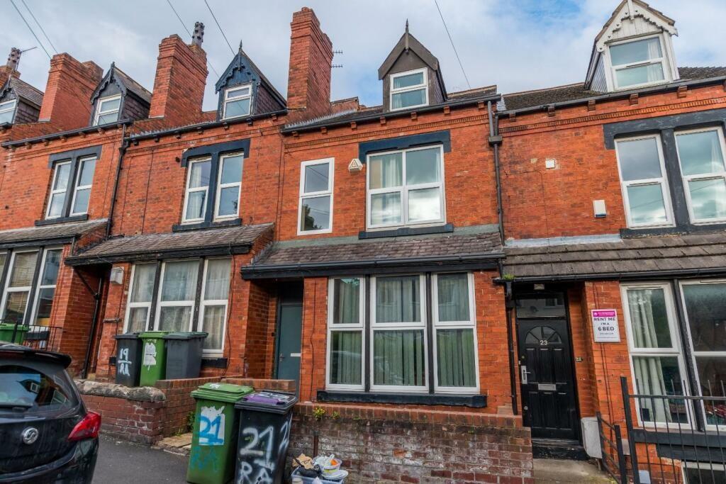 7 bed Mid Terraced House for rent in Leeds. From Big Blue Lettings - Leeds 7 bed Mid Terraced House for rent in Leeds. From Big Blue Lettings - Leeds