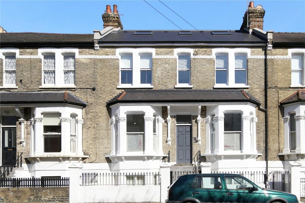 2 bed Apartment for rent in London. From Winkworth - Shepherds Bush