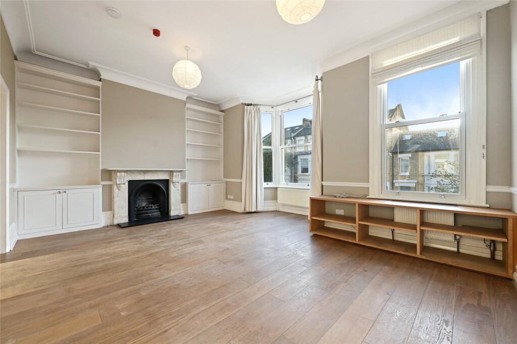 3 bed Annexe for rent in London. From Winkworth - Shepherds Bush