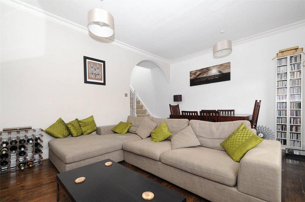 3 bed Annexe for rent in Hammersmith. From Winkworth - Shepherds Bush 3 bed Annexe for rent in Hammersmith. From Winkworth - Shepherds Bush