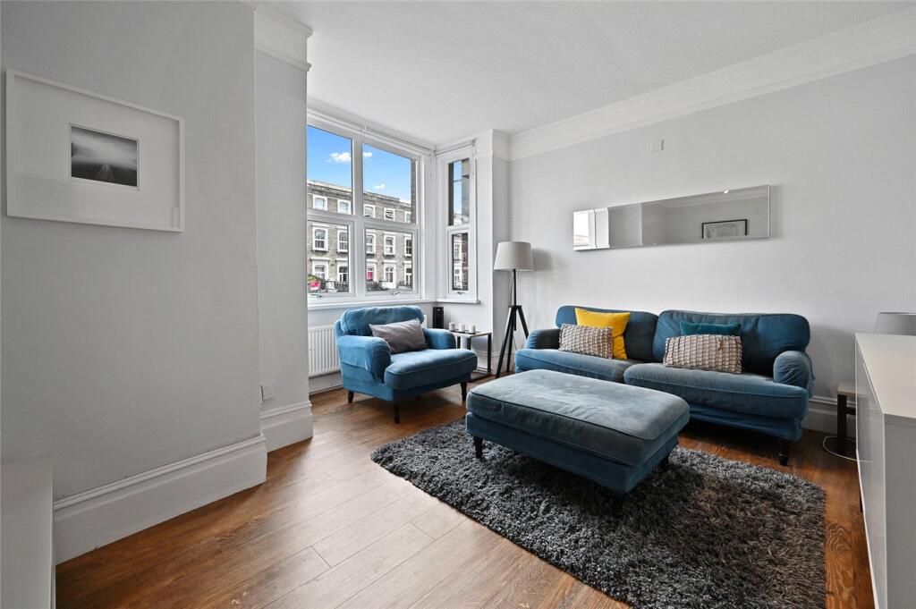 3 bed Apartment for rent in Hammersmith. From Winkworth - Shepherds Bush