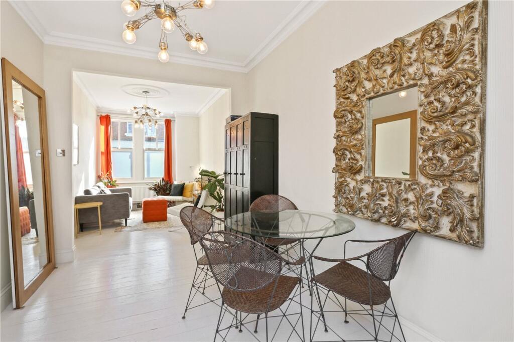 3 bed Mid Terraced House for rent in London. From Winkworth - Shepherds Bush