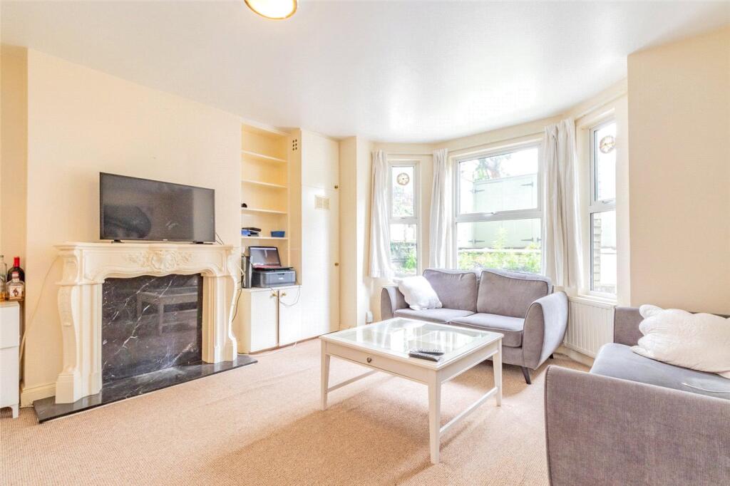 2 bed Apartment for rent in Hammersmith. From Winkworth - Shepherds Bush