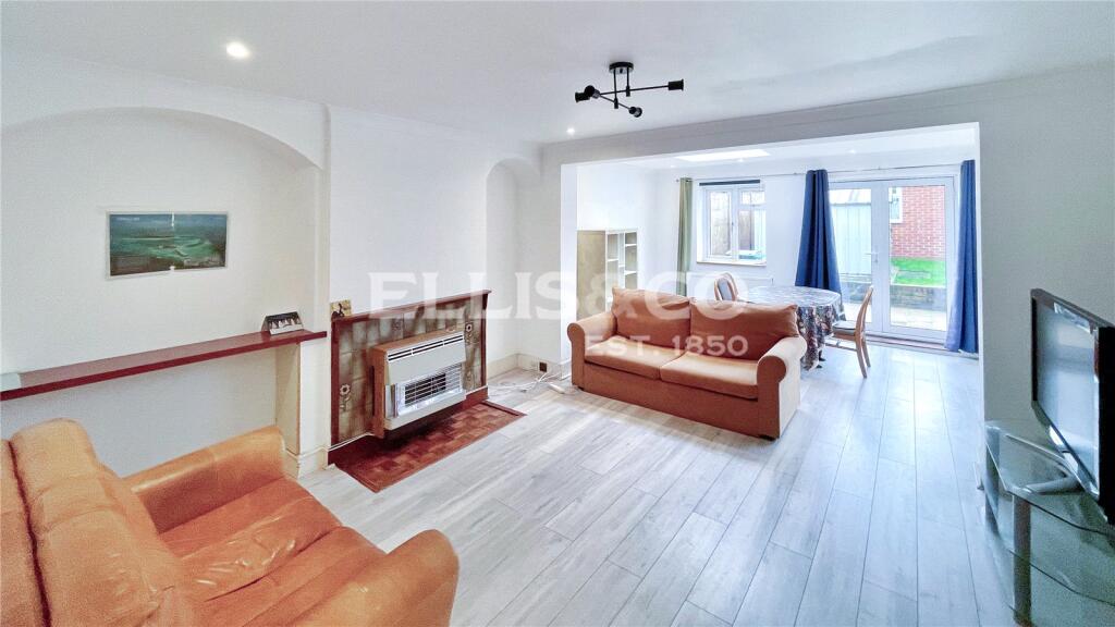 4 bed Semi Detached for rent in Wembley. From Ellis & Co - Wembley