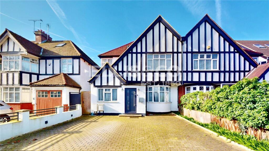 5 bed Semi Detached for rent in Wembley. From Ellis & Co - Wembley