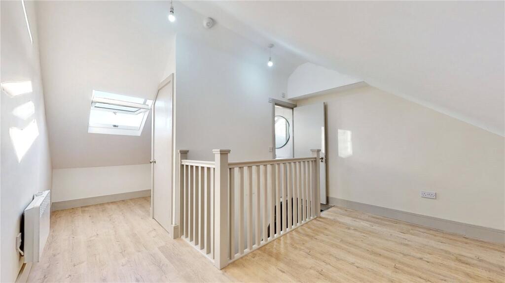 3 bed Apartment for rent in Wembley. From Ellis & Co - Wembley 3 bed Apartment for rent in Wembley. From Ellis & Co - Wembley
