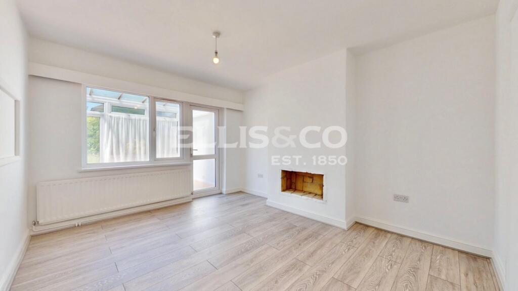 4 bed Semi Detached for rent in Greenford. From Ellis & Co - Wembley 4 bed Semi Detached for rent in Greenford. From Ellis & Co - Wembley