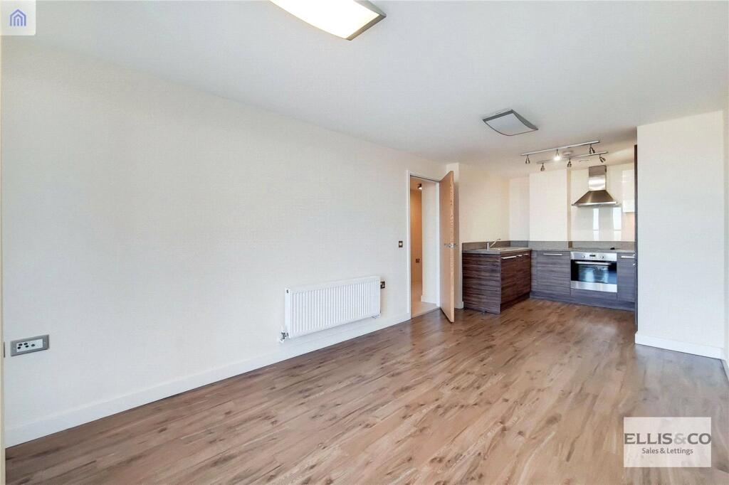 2 bed Apartment for rent in Southall. From Ellis & Co - Wembley 2 bed Apartment for rent in Southall. From Ellis & Co - Wembley