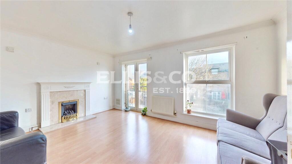 4 bed Mid Terraced House for rent in Wembley. From Ellis & Co - Wembley