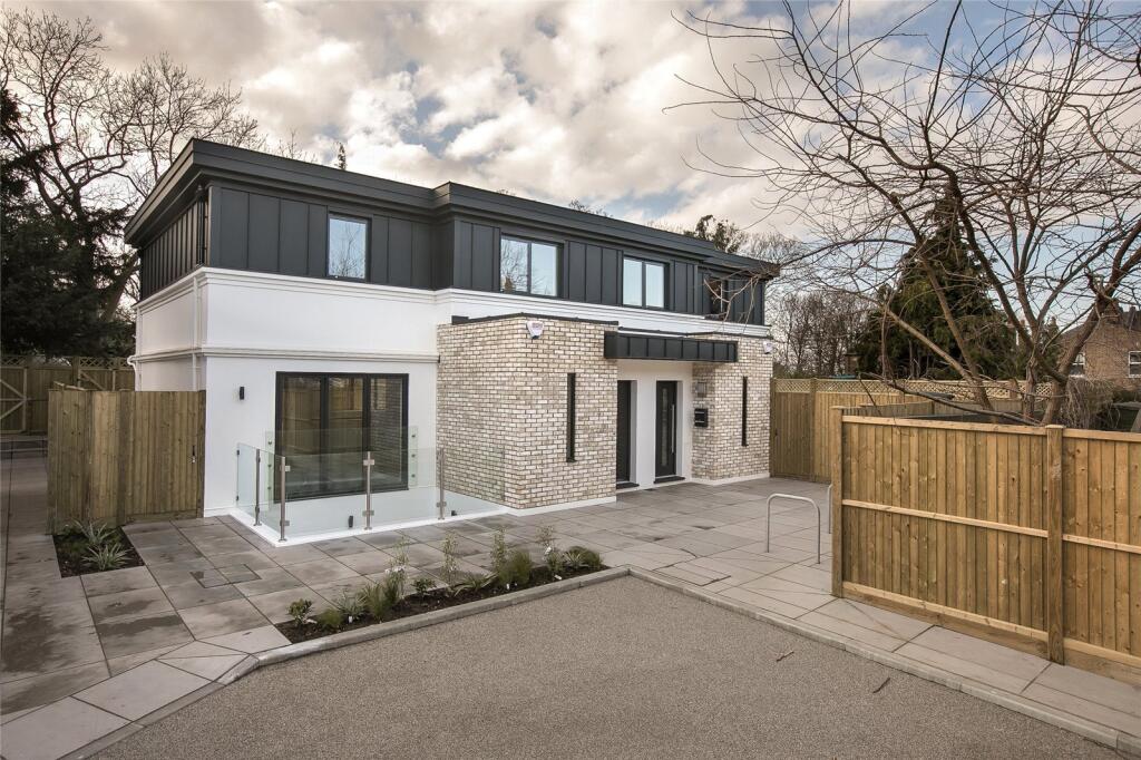 4 bed Semi Detached for rent in Greenford. From Ellis & Co - Wembley
