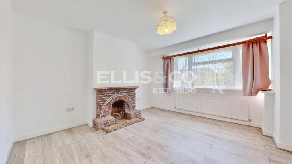 4 bed Semi Detached for rent in Greenford. From Ellis & Co - Wembley