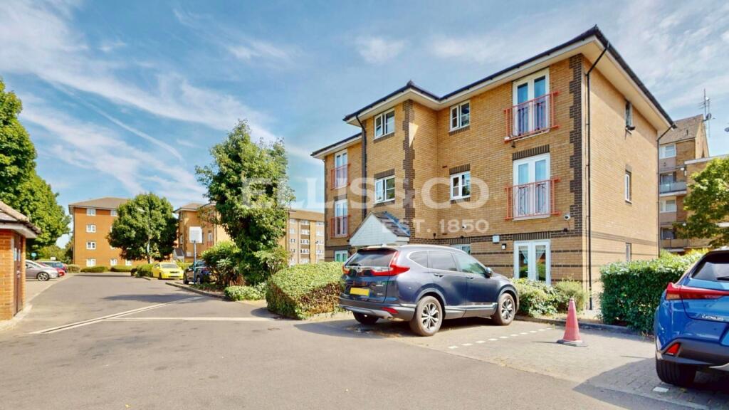 2 bed Apartment for rent in Greenford. From Ellis & Co - Wembley 2 bed Apartment for rent in Greenford. From Ellis & Co - Wembley