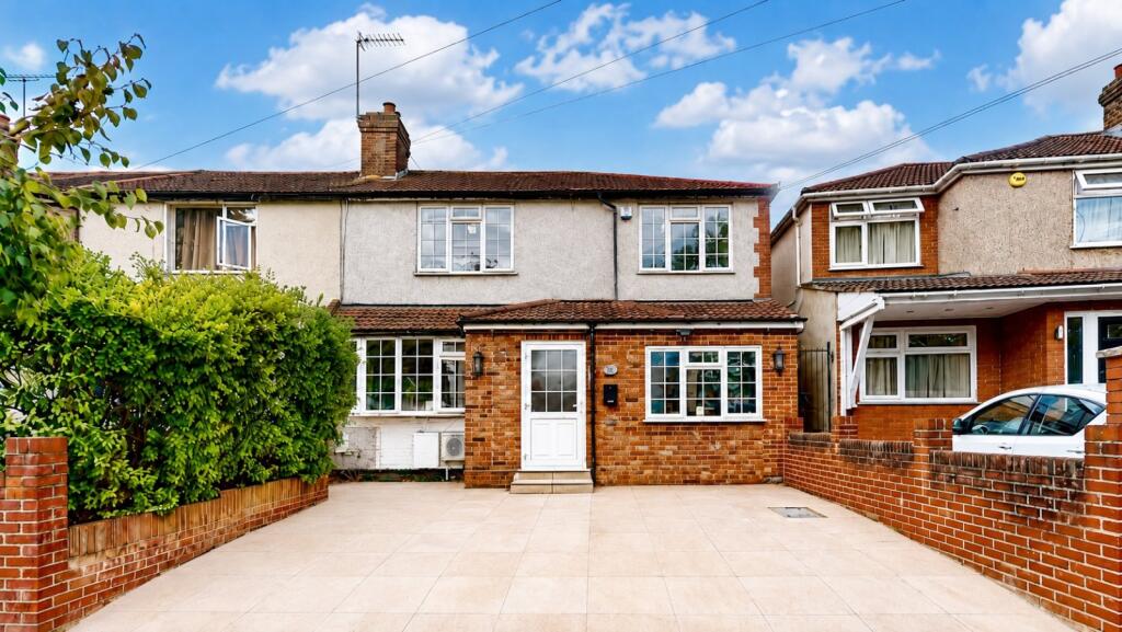 5 bed Semi Detached for rent in Greenford. From Ellis & Co - Wembley