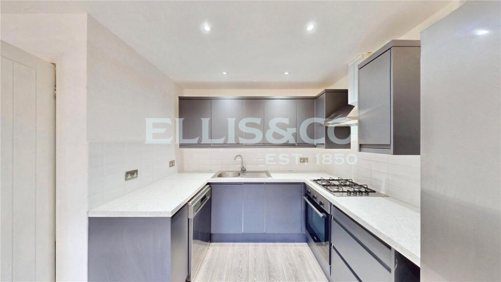 3 bed Apartment for rent in Wembley. From Ellis & Co - Wembley